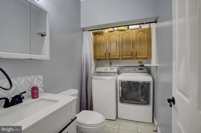 2013 CASTLEGREEN CT, Greencastle, PA 17225