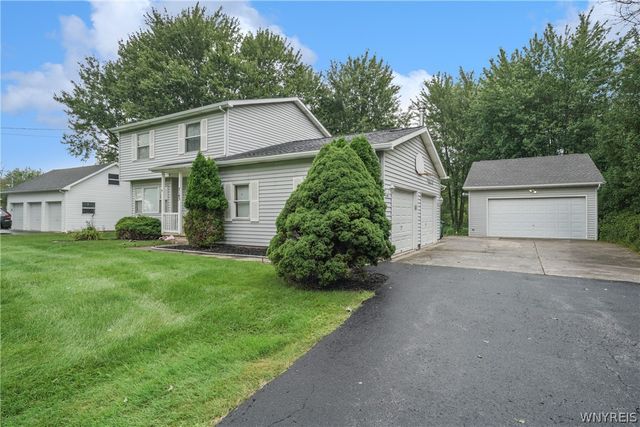 7143 Akron Road, Lockport Town, NY 14094