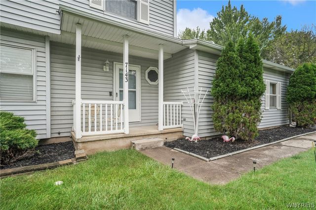 7143 Akron Road, Lockport Town, NY 14094