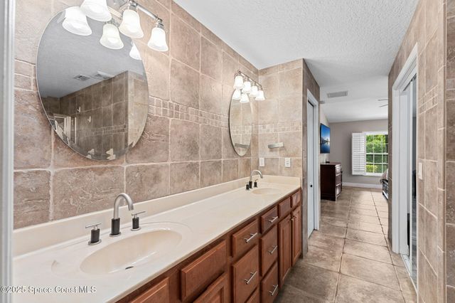 2593 Sykes Creek Drive, Merritt Island, FL 32953