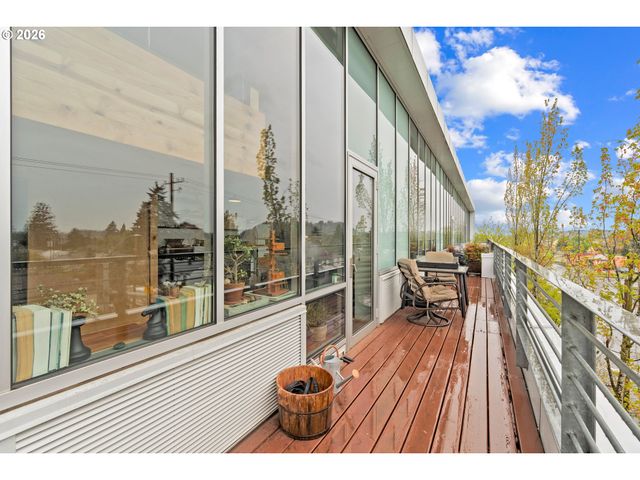 900 Ne 81ST Ave 407, Portland, OR 97213