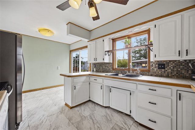 3114 Eastern Avenue NE, Cedar Rapids, IA 52402