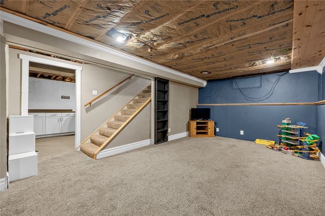 3114 Eastern Avenue NE, Cedar Rapids, IA 52402