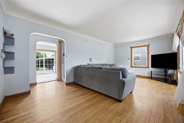 3114 Eastern Avenue NE, Cedar Rapids, IA 52402