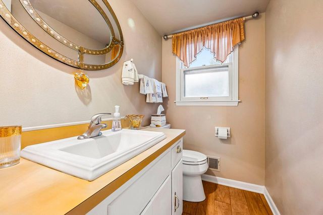 21875 Clearfield ROAD, Brookfield, WI 53045