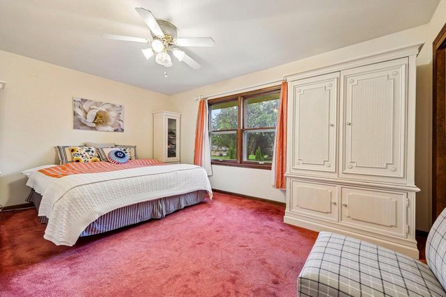 21875 Clearfield ROAD, Brookfield, WI 53045