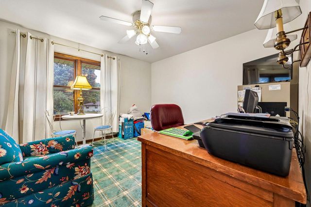 21875 Clearfield ROAD, Brookfield, WI 53045