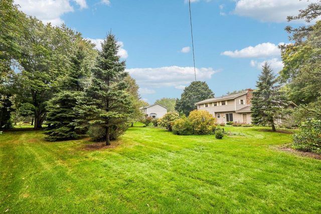 21875 Clearfield ROAD, Brookfield, WI 53045
