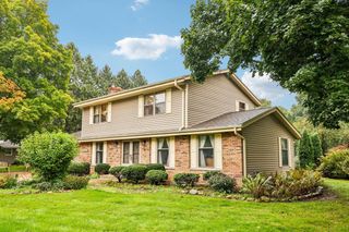 21875 Clearfield ROAD, Brookfield, WI 53045