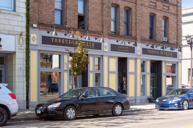 885 Case Avenue, Saint Paul, MN 55106