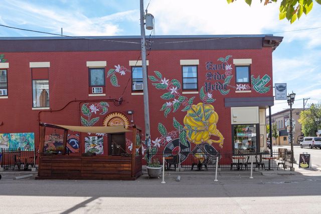 885 Case Avenue, Saint Paul, MN 55106