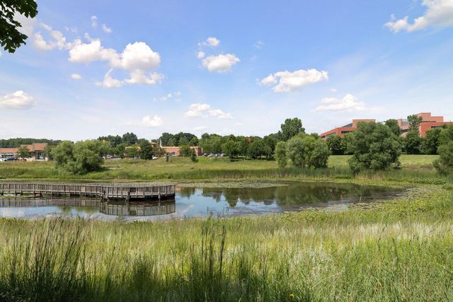 885 Case Avenue, Saint Paul, MN 55106