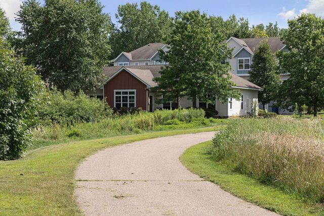 885 Case Avenue, Saint Paul, MN 55106