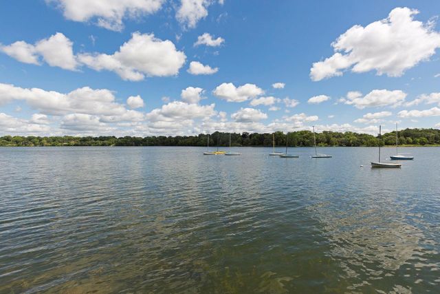 885 Case Avenue, Saint Paul, MN 55106