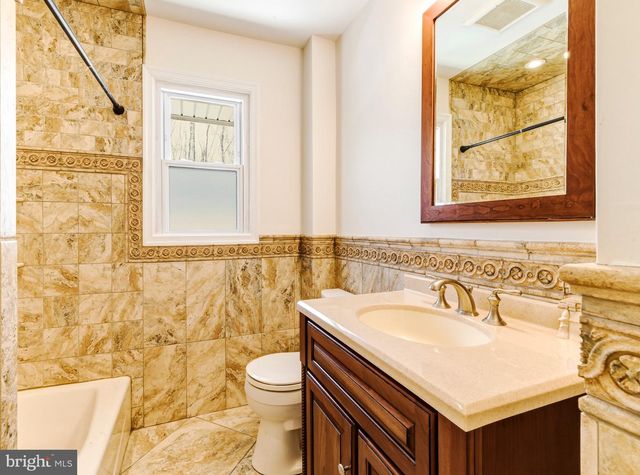 5 WINDSOR RD, Gibbsboro, NJ 08026