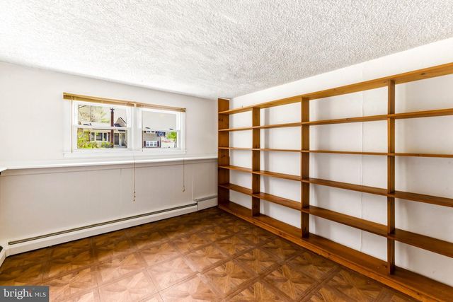 5 WINDSOR RD, Gibbsboro, NJ 08026