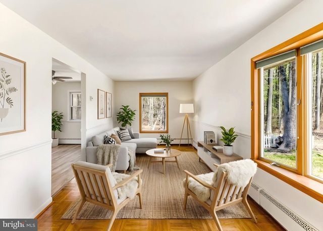 5 WINDSOR RD, Gibbsboro, NJ 08026