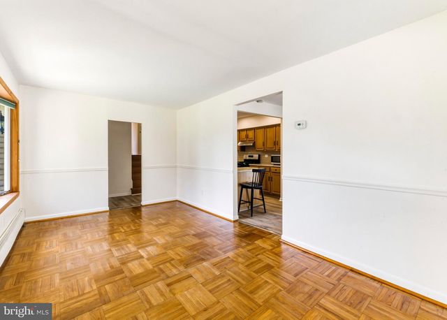 5 WINDSOR RD, Gibbsboro, NJ 08026