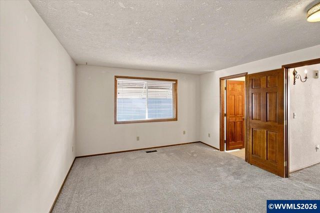 1986 Pecan Ct NW, Salem, OR 97304