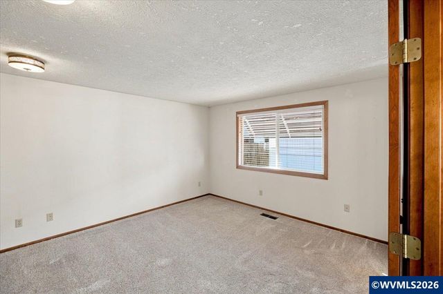 1986 Pecan Ct NW, Salem, OR 97304