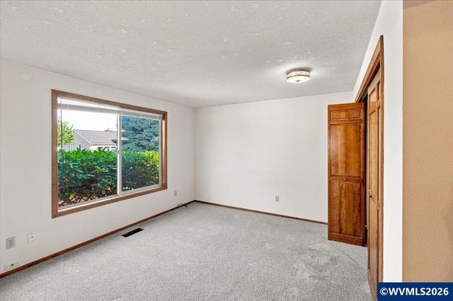 1986 Pecan Ct NW, Salem, OR 97304