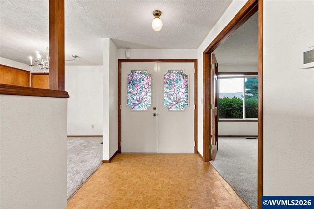 1986 Pecan Ct NW, Salem, OR 97304
