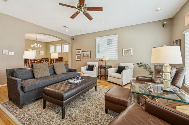 210 Malone Street, Houston, TX 77007