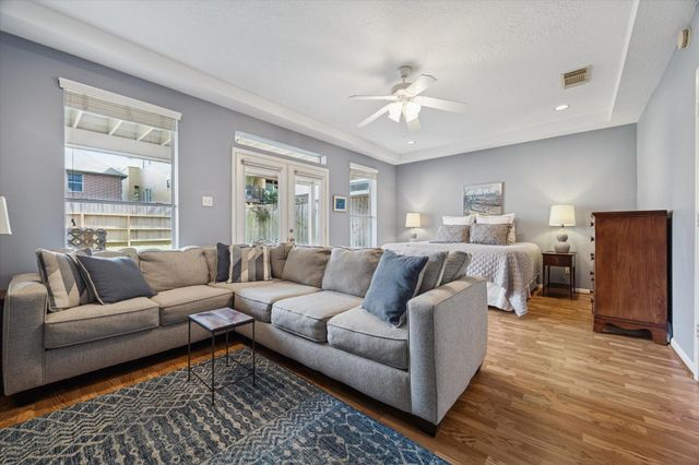 210 Malone Street, Houston, TX 77007