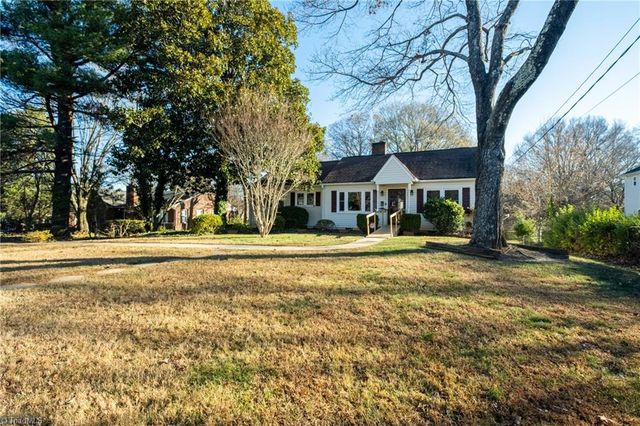 1707 Brookwood Drive, Winston-salem, NC 27106