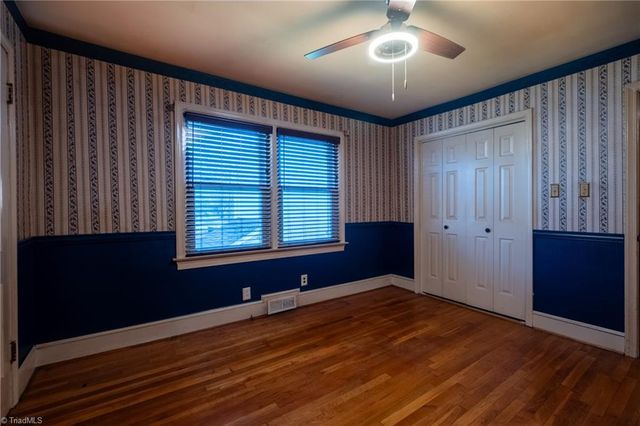 1707 Brookwood Drive, Winston-salem, NC 27106