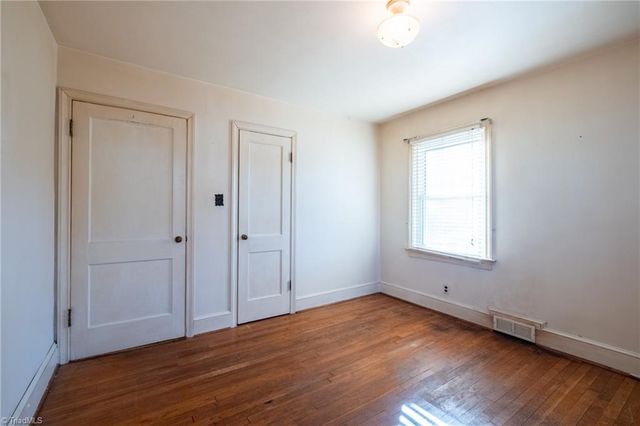 1707 Brookwood Drive, Winston-salem, NC 27106