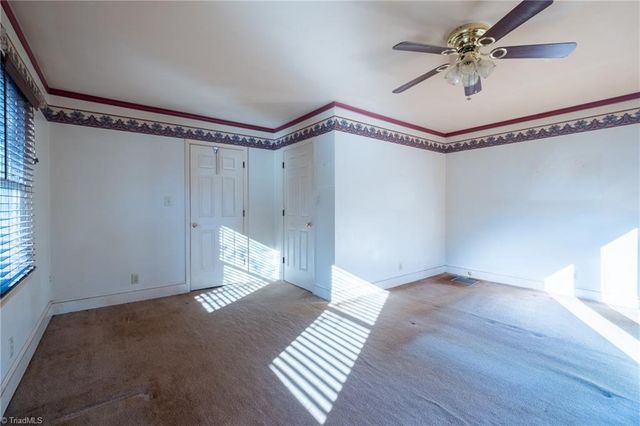 1707 Brookwood Drive, Winston-salem, NC 27106