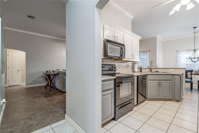 8733 Starling Path, Edmond, OK 73034