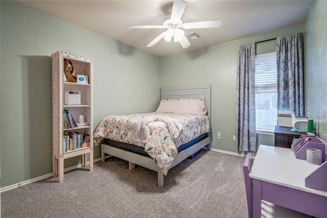 8733 Starling Path, Edmond, OK 73034