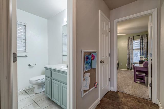 8733 Starling Path, Edmond, OK 73034