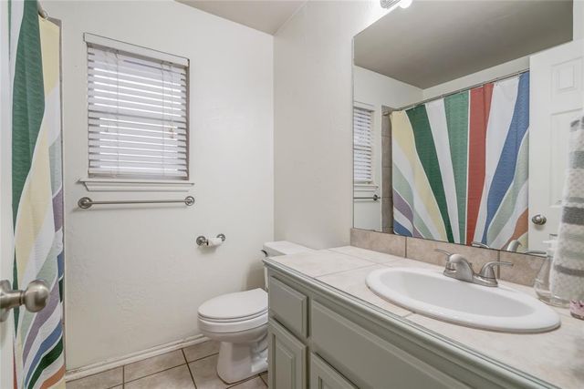 8733 Starling Path, Edmond, OK 73034