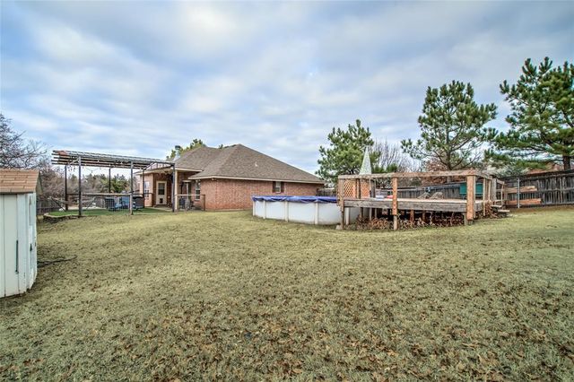 8733 Starling Path, Edmond, OK 73034