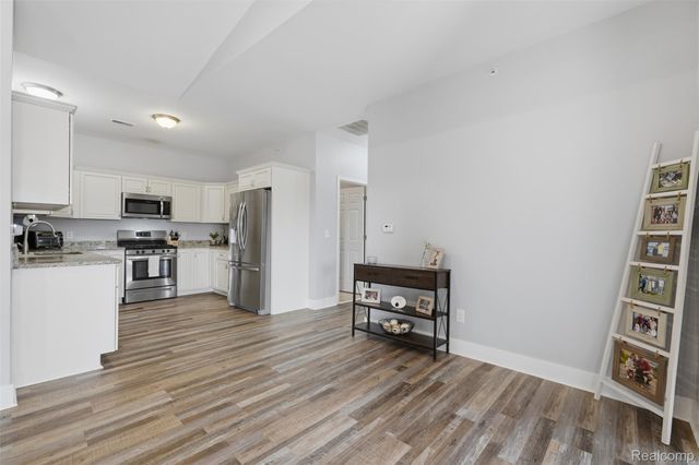 1745 Welland Street, Howell, MI 48855