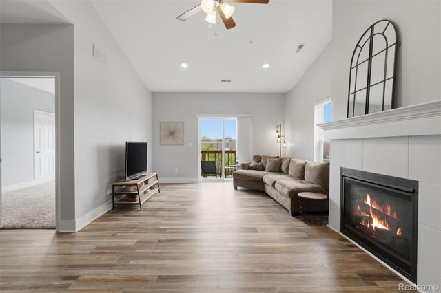 1745 Welland Street, Howell, MI 48855