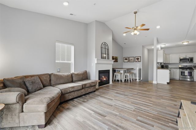 1745 Welland Street, Howell, MI 48855