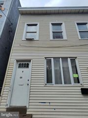 826 S CLINTON AVE #2, Trenton, NJ 08611
