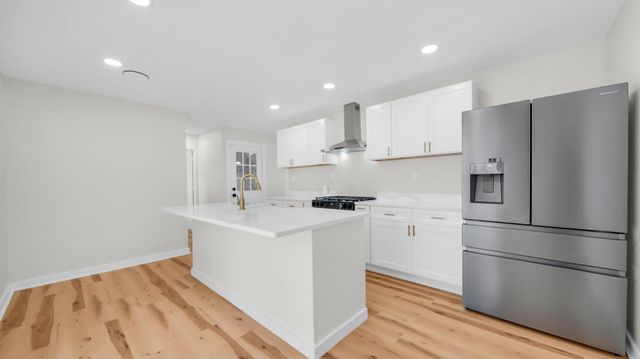 2800 SPRING HILL DR, Memphis, TN 38127