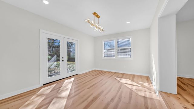 2800 SPRING HILL DR, Memphis, TN 38127