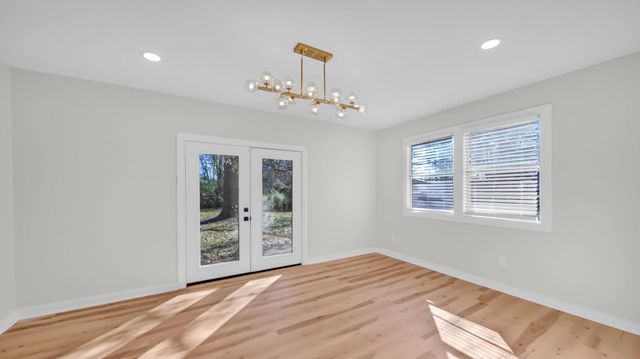 2800 SPRING HILL DR, Memphis, TN 38127