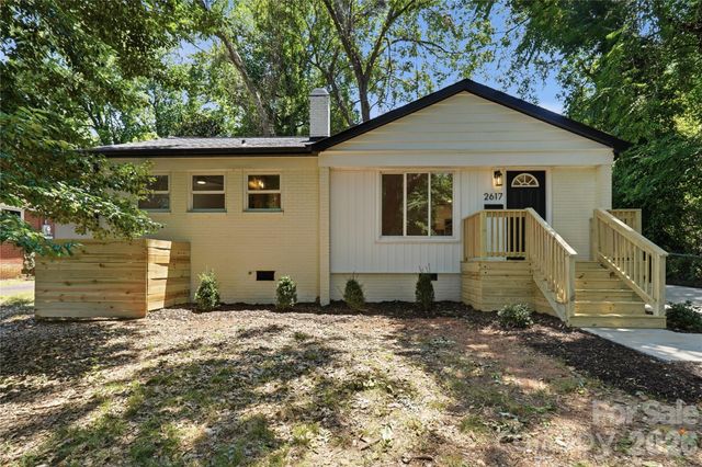 2617 Clydesdale Terrace, Charlotte, NC 28208