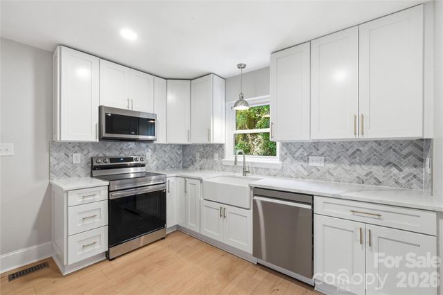 2617 Clydesdale Terrace, Charlotte, NC 28208