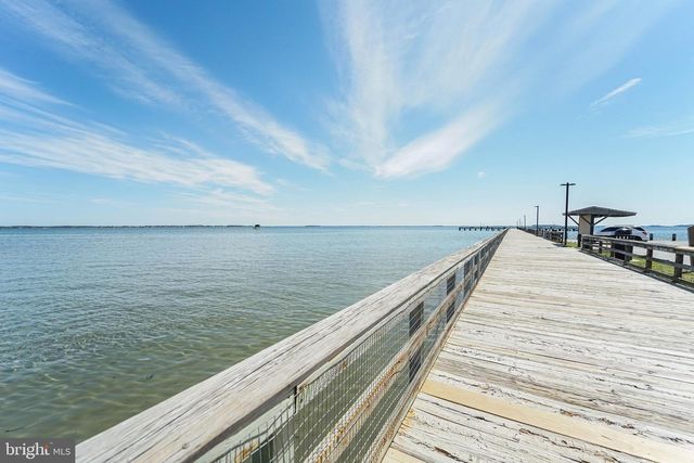 211 LONG POINT RD, Stevensville, MD 21666