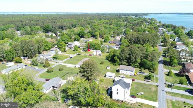 211 LONG POINT RD, Stevensville, MD 21666