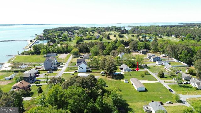 211 LONG POINT RD, Stevensville, MD 21666