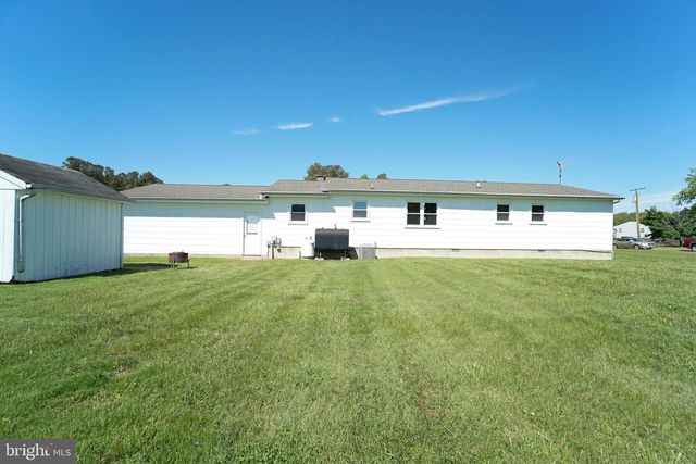 211 LONG POINT RD, Stevensville, MD 21666